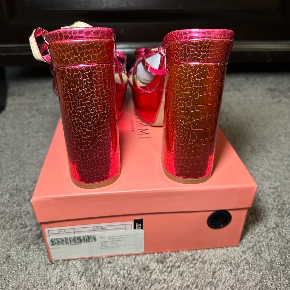 SIMMI London Metallic Pink Strappy Sandal